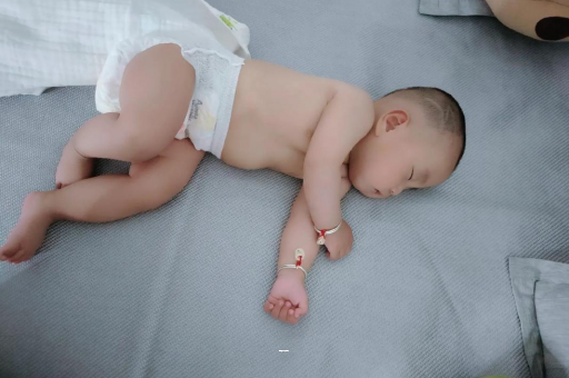 武威宝宝突然很多眼屎